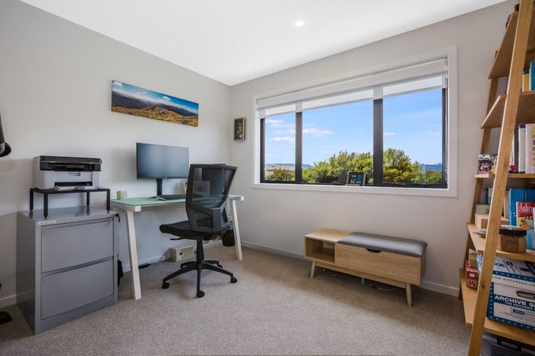 Photo of property in 158b Kahu Road, Paremata, Porirua, 5024