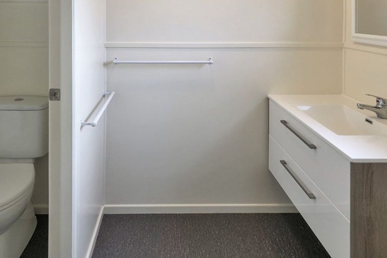 Photo of property in 17 Parr Street, Frankton, Hamilton, 3204