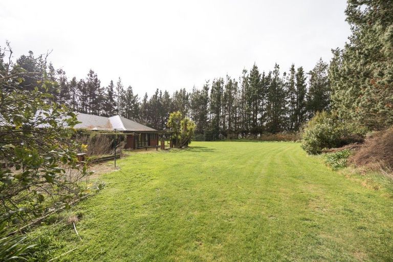 Photo of property in 1351 Rongotea Road, Kairanga, Palmerston North, 4475