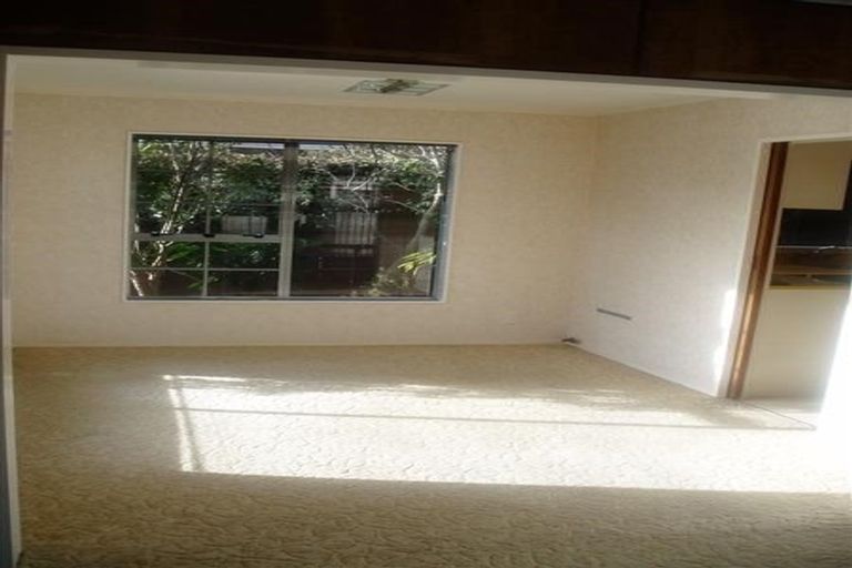 Photo of property in 18a Wai-iti Crescent, Woburn, Lower Hutt, 5010