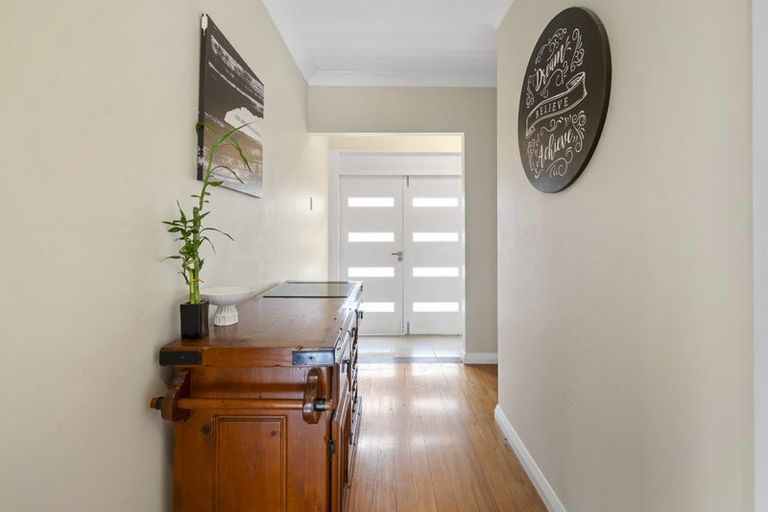 Photo of property in 11 Harris Street, Feilding, 4702