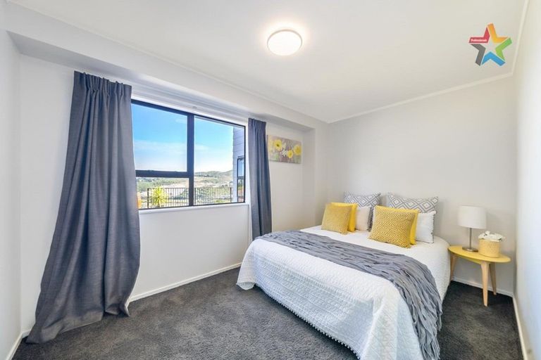 Photo of property in 186 Holborn Drive, Stokes Valley, Lower Hutt, 5019