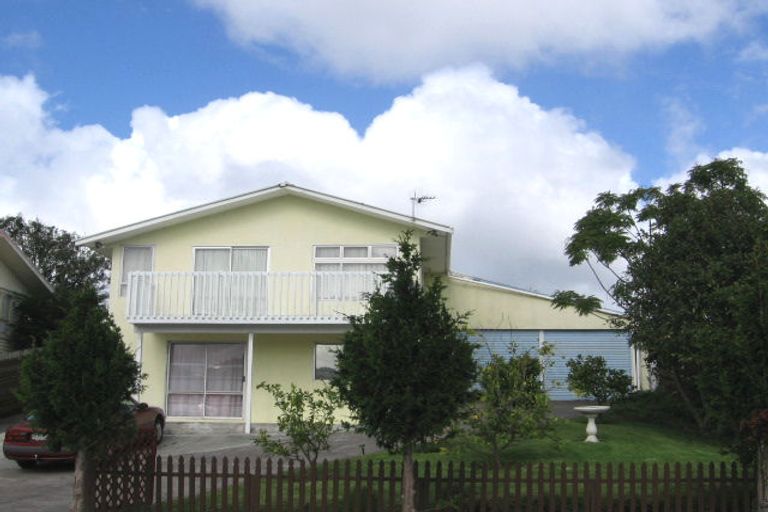 Photo of property in 70 Harrington Road, Henderson, Auckland, 0610