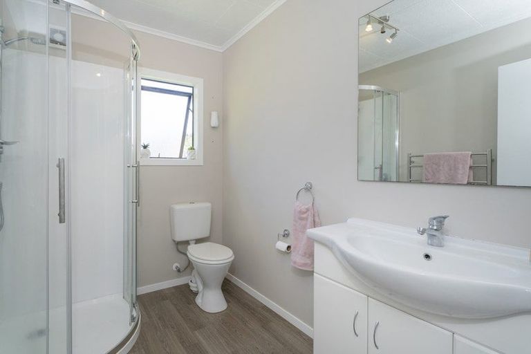 Photo of property in 8 Diamond Drive, Tairua, 3508