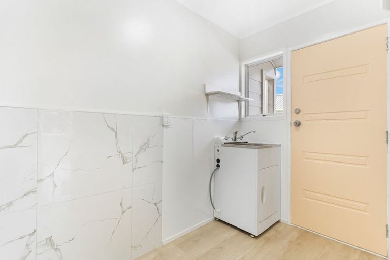 Photo of property in 28 Poutini Place, Manurewa, Auckland, 2102