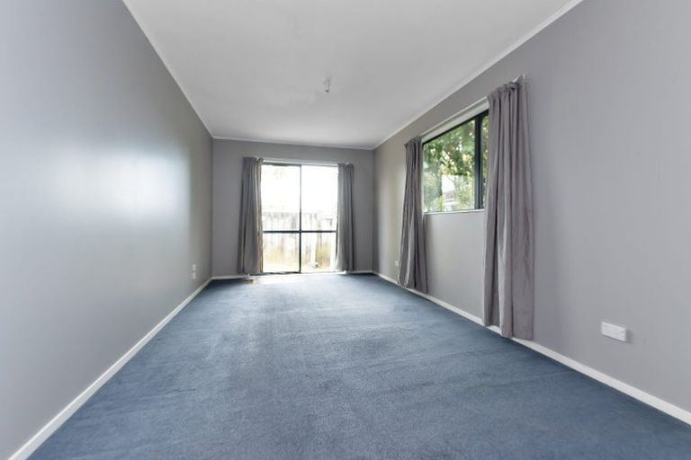 Photo of property in 10a Lewis Street, Blockhouse Bay, Auckland, 0600