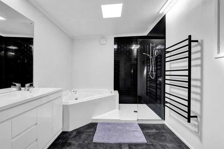 Photo of property in 34 Cordelia Street, Stratford, 4332