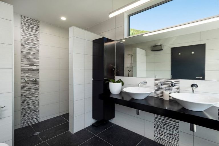 Photo of property in 1 Stonehaven Terrace, Hillsborough, Christchurch, 8022