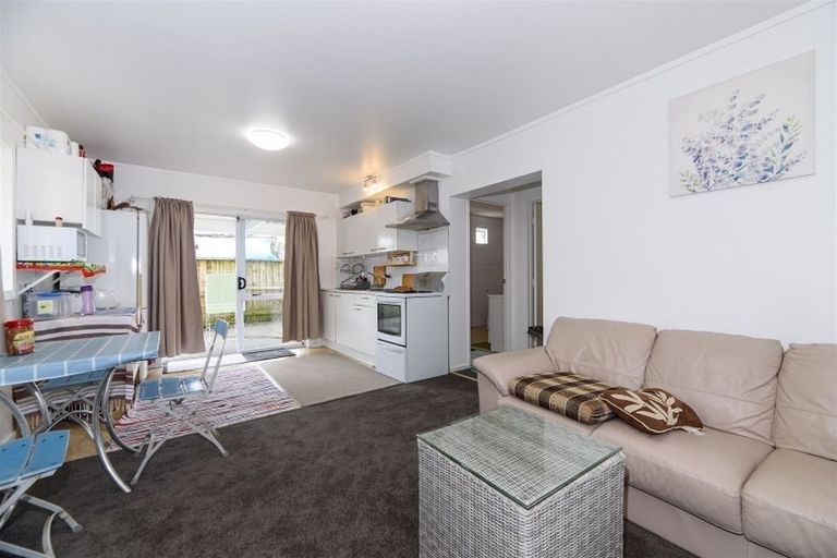 Photo of property in 29 Waari Avenue, Sunnyvale, Auckland, 0612