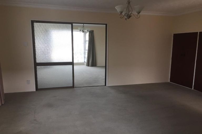 Photo of property in 1/4 Sayers Crescent, Ilam, Christchurch, 8041