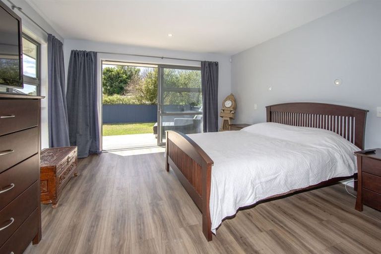 Photo of property in 39 Hardy Street, New Brighton, Christchurch, 8061