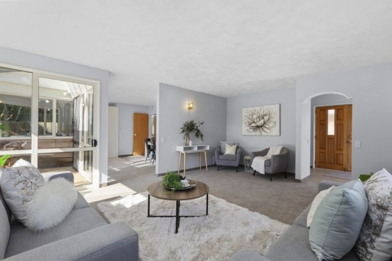 Photo of property in 2/35 Manuka Street, Stokes Valley, Lower Hutt, 5019