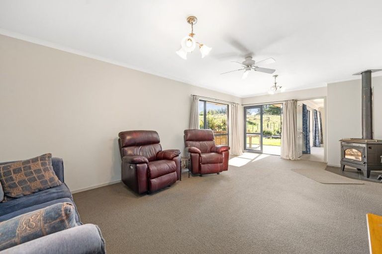 Photo of property in 65 Monteith Street, Halcombe, Feilding, 4779