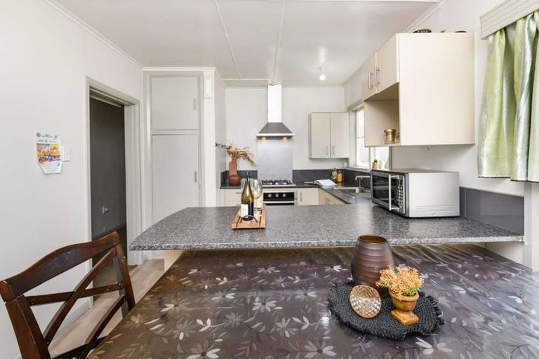 Photo of property in 577 Ruahine Street, Hokowhitu, Palmerston North, 4410