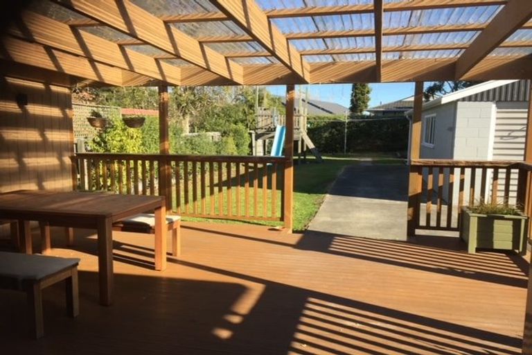 Photo of property in 282 Keyes Road, New Brighton, Christchurch, 8083