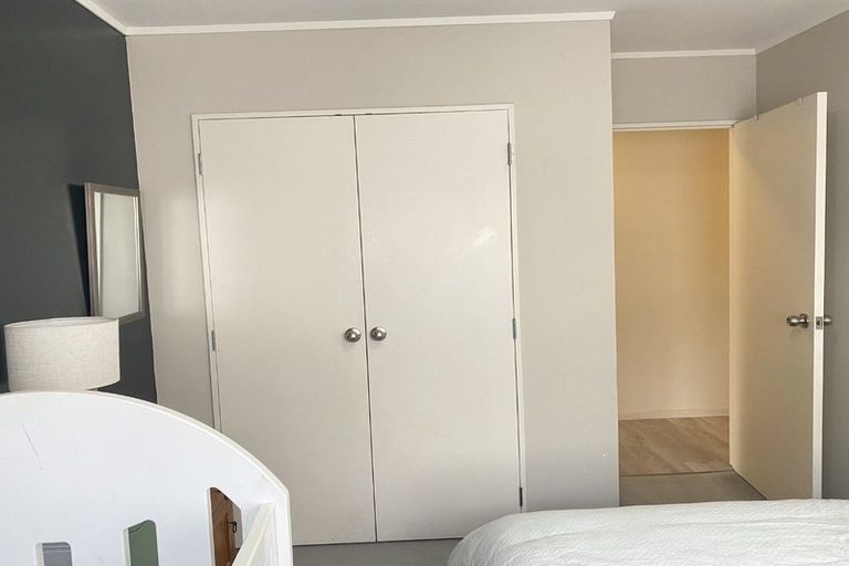 Photo of property in 37b Harrington Road, Henderson, Auckland, 0610