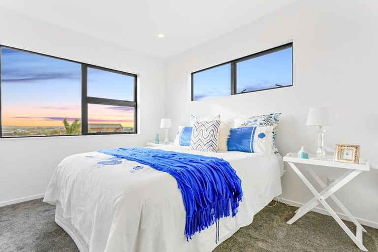 Photo of property in 12/28 Lavelle Road, Henderson, Auckland, 0612