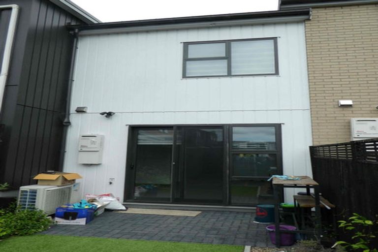 Photo of property in 80 Manarini Road, Westgate, Auckland, 0614