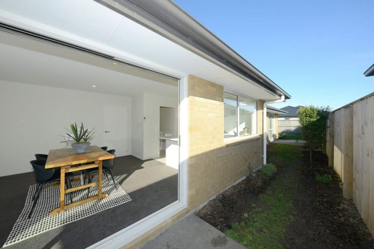 Photo of property in 33 Sutherland Drive, Kaiapoi, 7630
