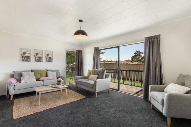 Photo of property in 72 Boundary Road, Clover Park, Auckland, 2019