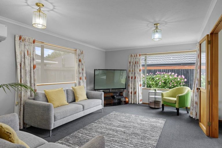 Photo of property in 1/15 Showgate Avenue, Sockburn, Christchurch, 8042