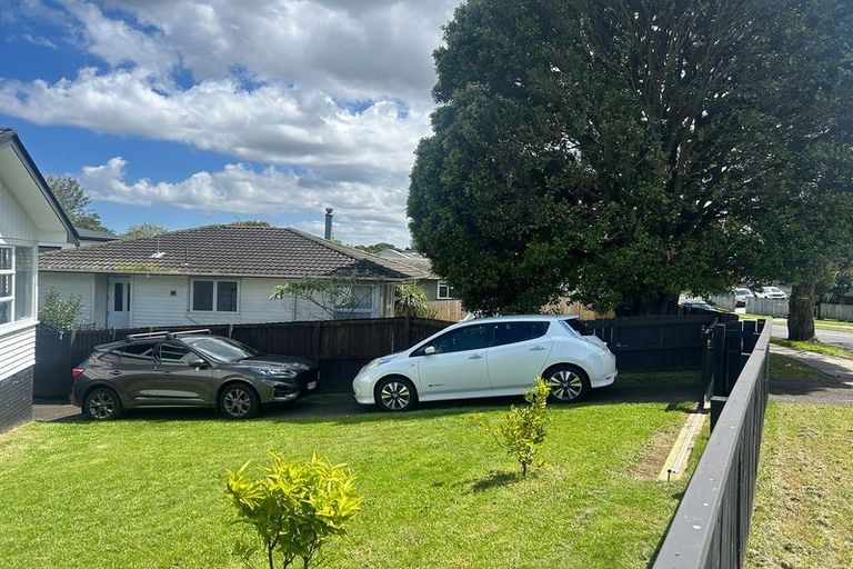 Photo of property in 7 Hobart Crescent, Wattle Downs, Auckland, 2103