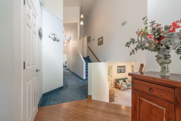 Photo of property in 101 Huia Street, Waikanae, 5391