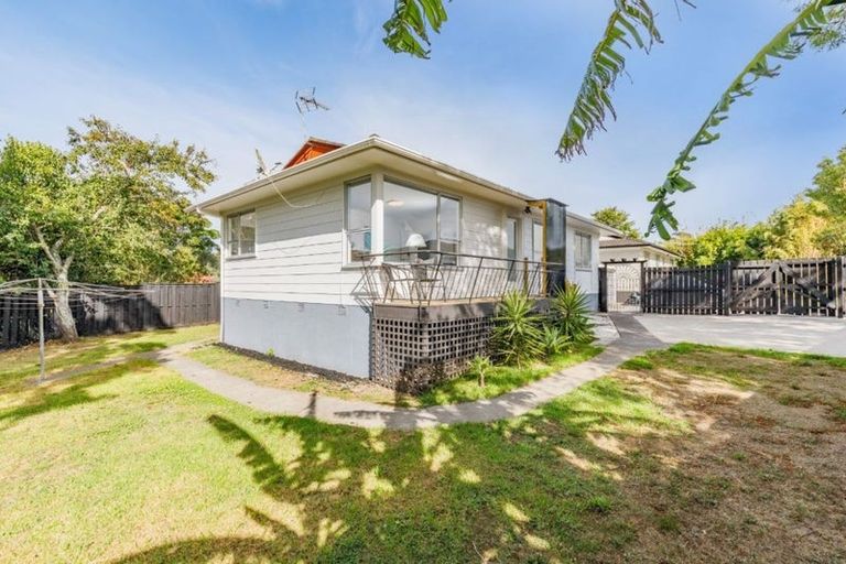 Photo of property in 1/7 Ririno Place, Manurewa, Auckland, 2102