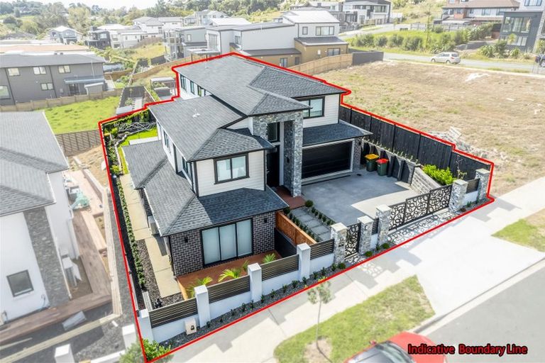 Photo of property in 54 Armstrong Farm Drive, East Tamaki Heights, Auckland, 2016