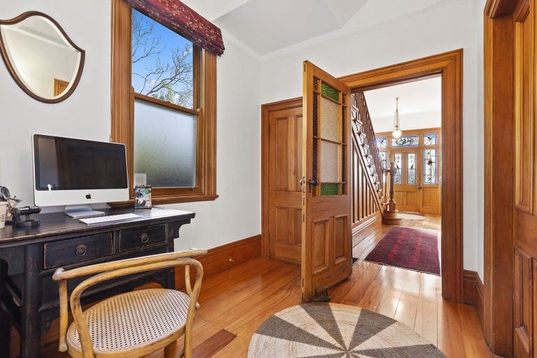 Photo of property in 52 Ira Street, Miramar, Wellington, 6022