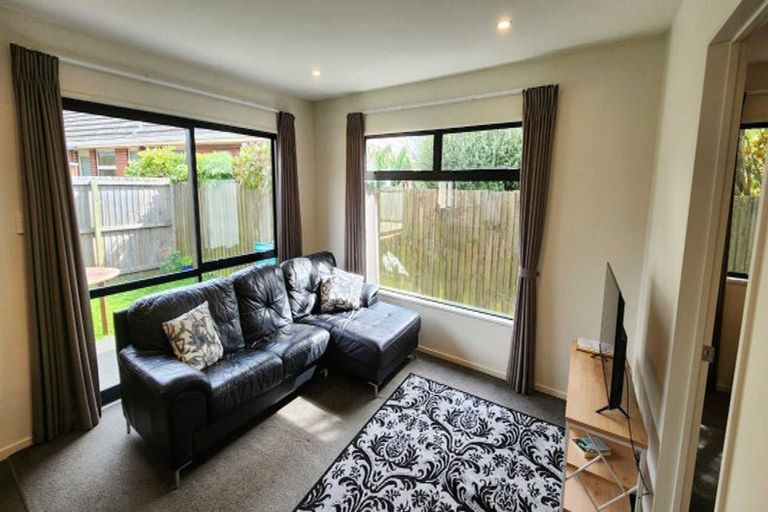 Photo of property in 2 Longmuir Street, Ilam, Christchurch, 8041