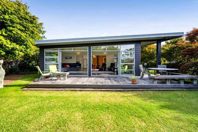 Photo of property in 46 Whakapaki Street, Urenui, 4375