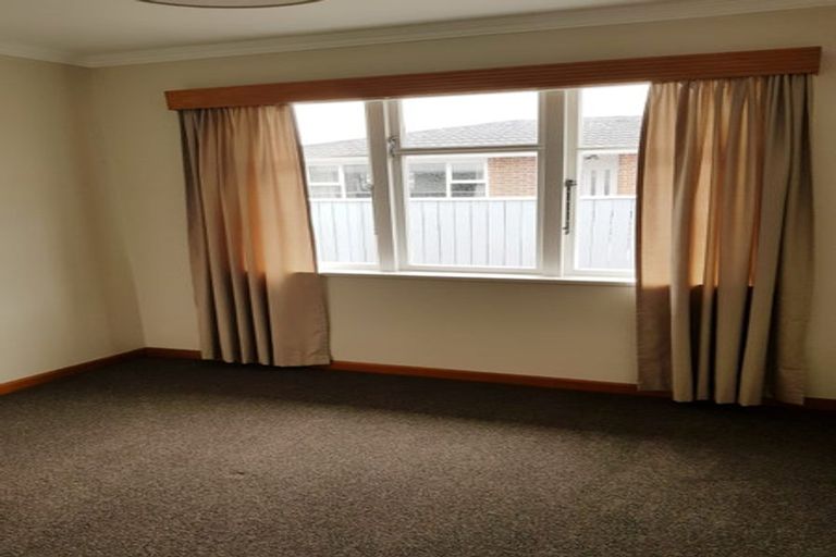 Photo of property in 17 Joseph Grove, Elderslea, Upper Hutt, 5018