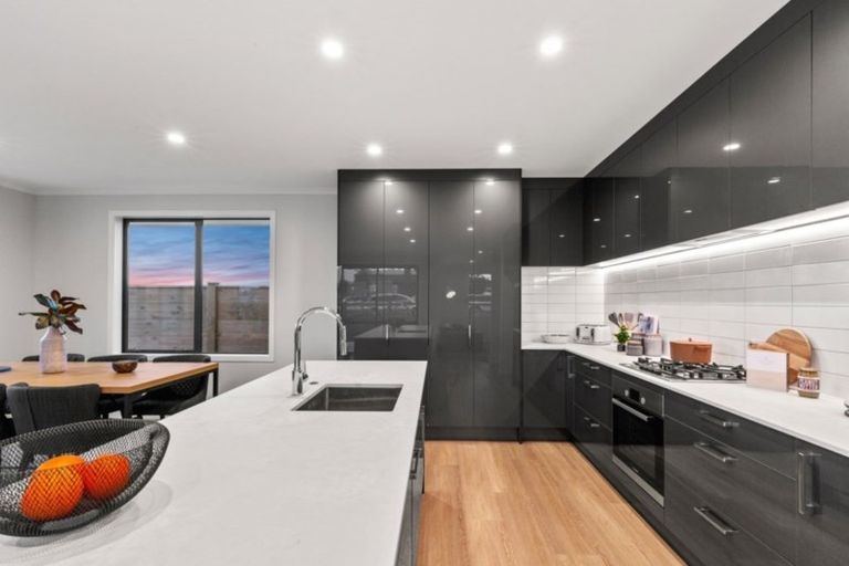 Photo of property in 1 Kia Kaha Drive, Snells Beach, 0920