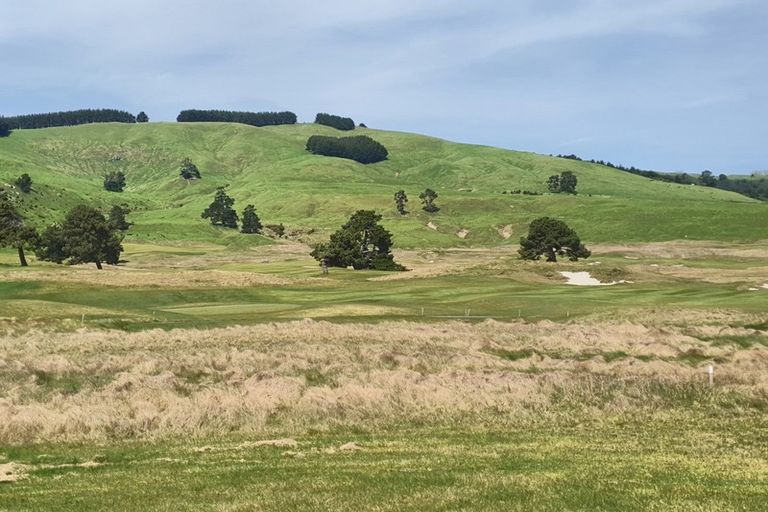 Photo of property in 34 The Fairways, Kinloch, Taupo, 3377