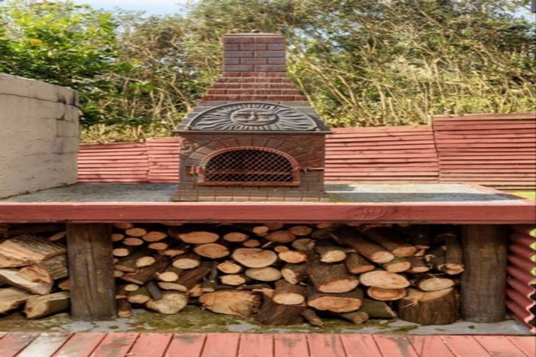 Photo of property in 9 Pamir Place, Welcome Bay, Tauranga, 3112