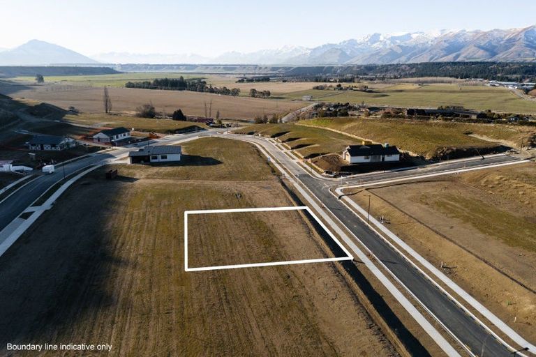 Photo of property in 10 Lake Mckay Drive, Luggate, 9382