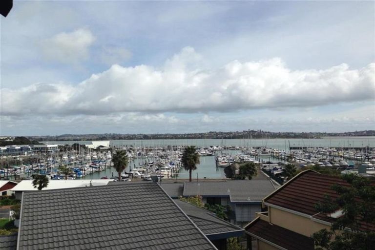 Photo of property in 1/37 Argo Drive, Half Moon Bay, Auckland, 2012