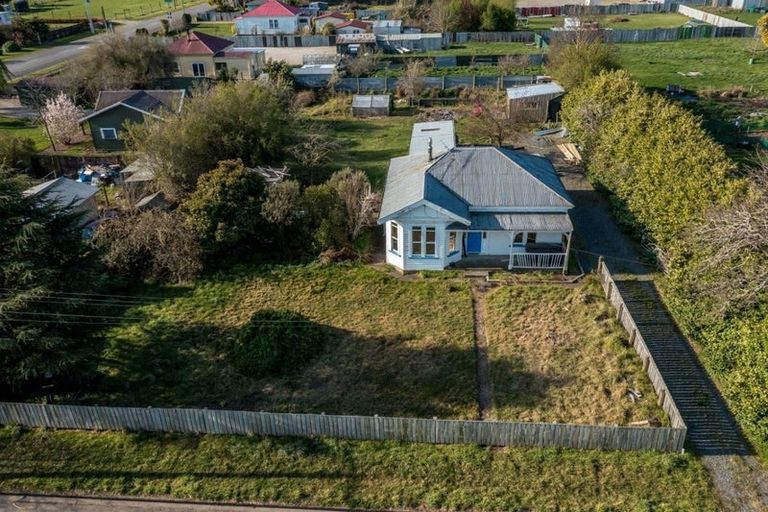 Photo of property in 21 Clarence Street, Waiau, 7332
