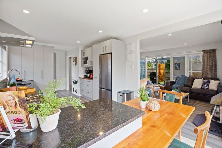 Photo of property in 4 Repo Street, Paraparaumu, 5032