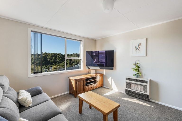 Photo of property in 65a Riversdale Drive, Merrilands, New Plymouth, 4312