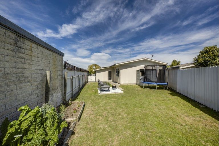 Photo of property in 16 Guildford Street, Tamatea, Napier, 4112