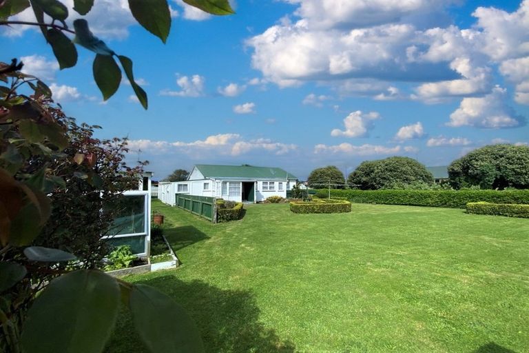 Photo of property in 49 Ngatai Street, Manaia, 4612