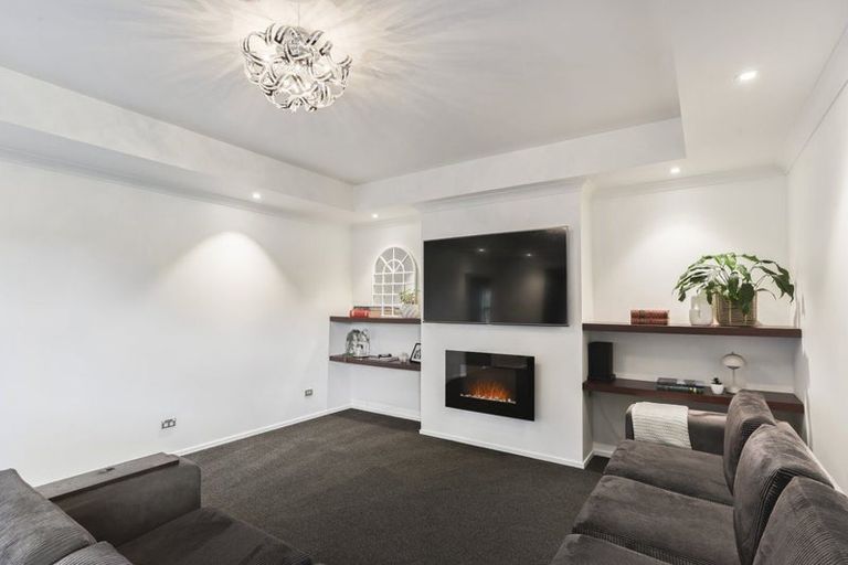Photo of property in 13 Lancewood Way, Rangiora, 7400