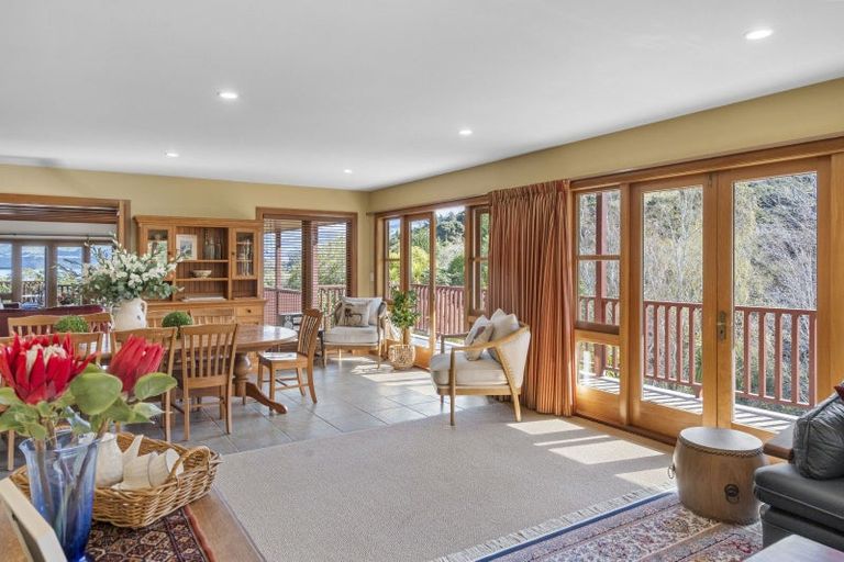 Photo of property in 38 Tizzards Road, Robinsons Bay, Akaroa, 7581