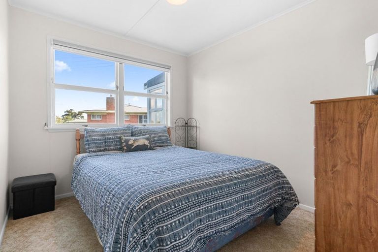 Photo of property in 14 Kelly Street, Baylys Beach, Dargaville, 0377