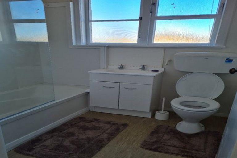 Photo of property in 25 Gadsby Street, Avalon, Lower Hutt, 5011