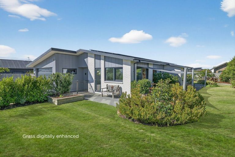 Photo of property in 56 The Esplanade, Pegasus, 7612