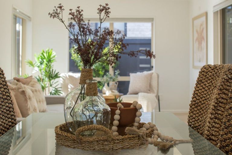 Photo of property in 27 Mcleod Place, Papamoa Beach, Papamoa, 3118