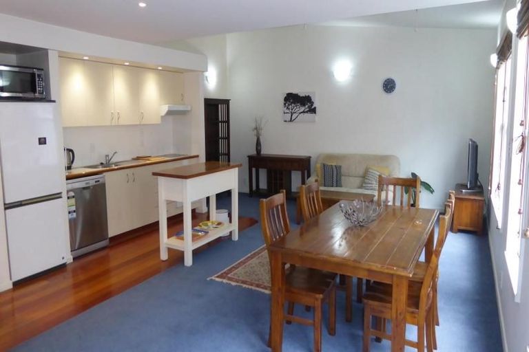Photo of property in Hopper Street Apartments, 3/20 Hopper Street, Mount Cook, Wellington, 6011